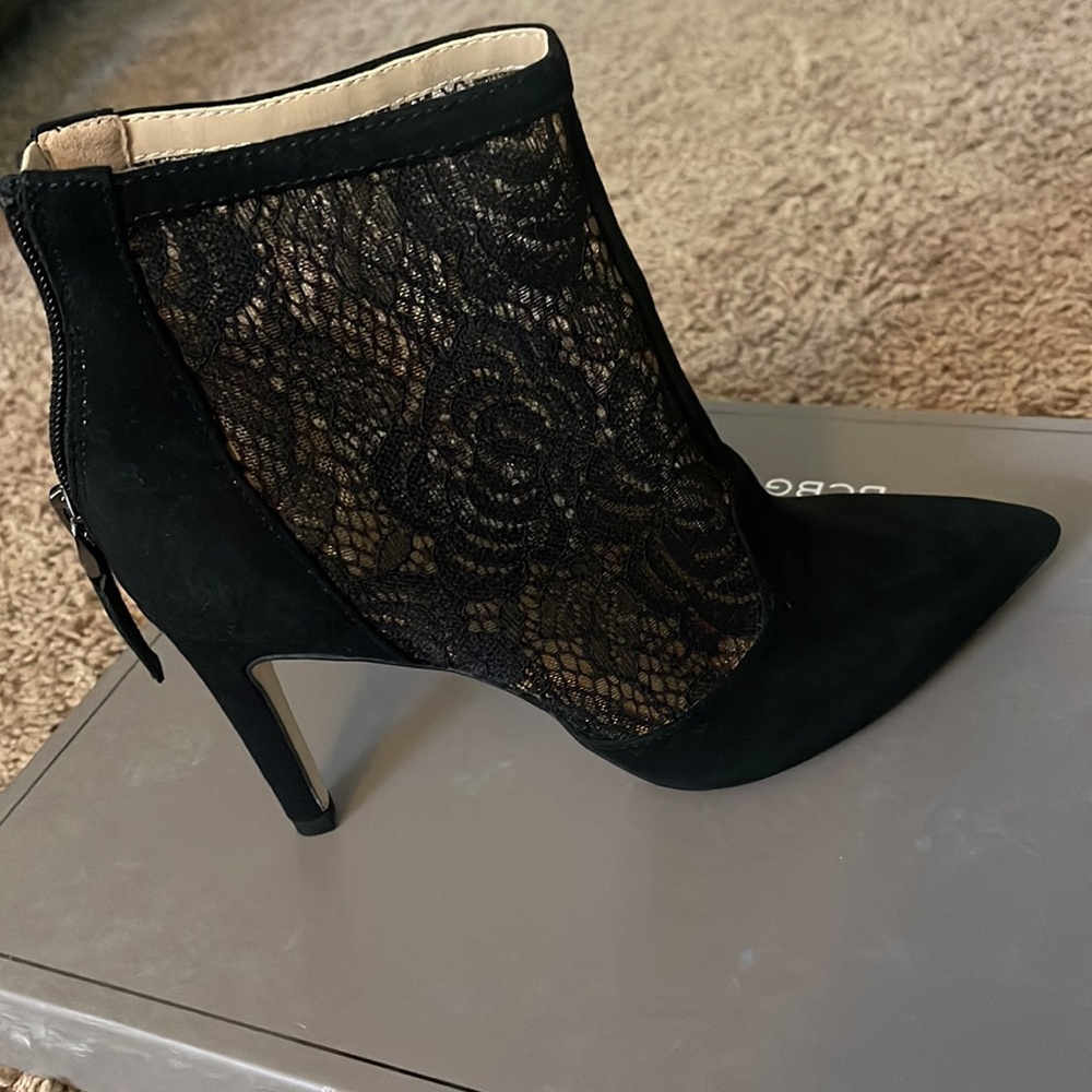 Cute Black Booties/Boots